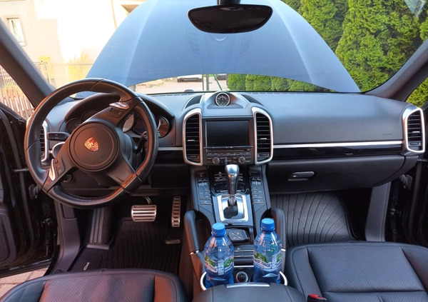 Porsche Cayenne cena 155000 przebieg: 71000, rok produkcji 2014 z Nowa Dęba małe 106